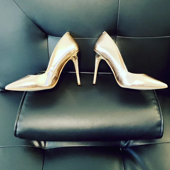 Rose Gold Heels - Picture 4 of 7